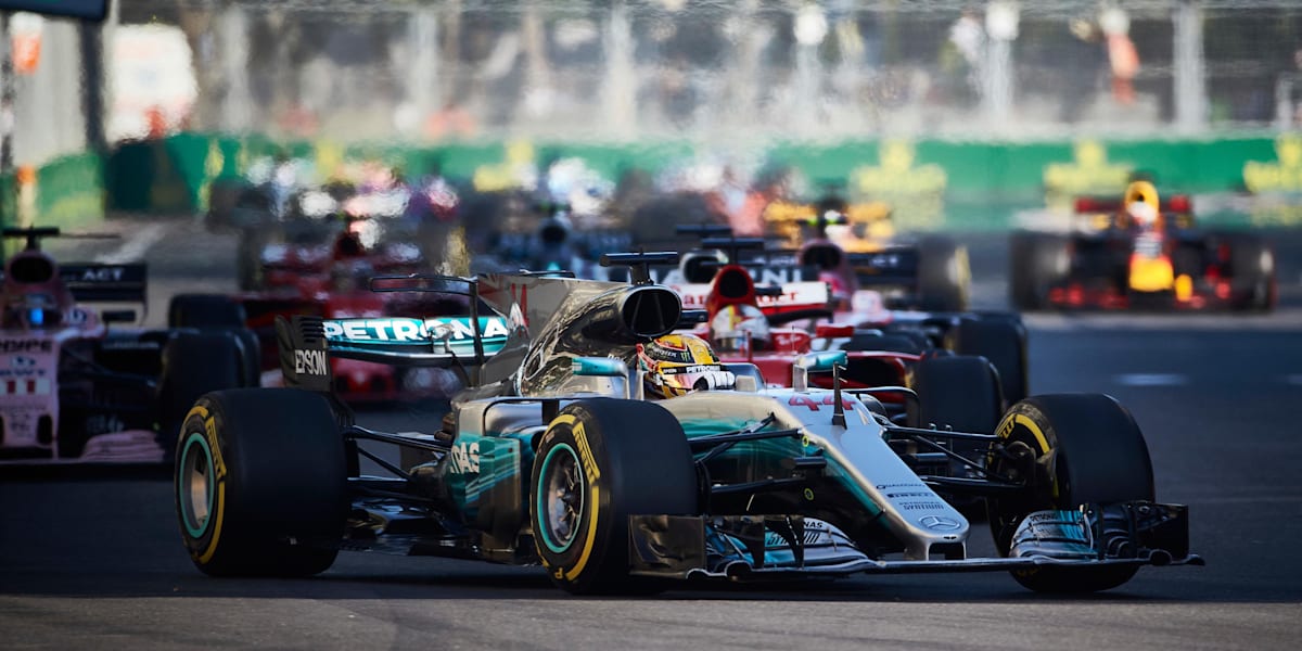 洋書◇F1 2015年シーズン写真集 本 オートコース ハミルトン